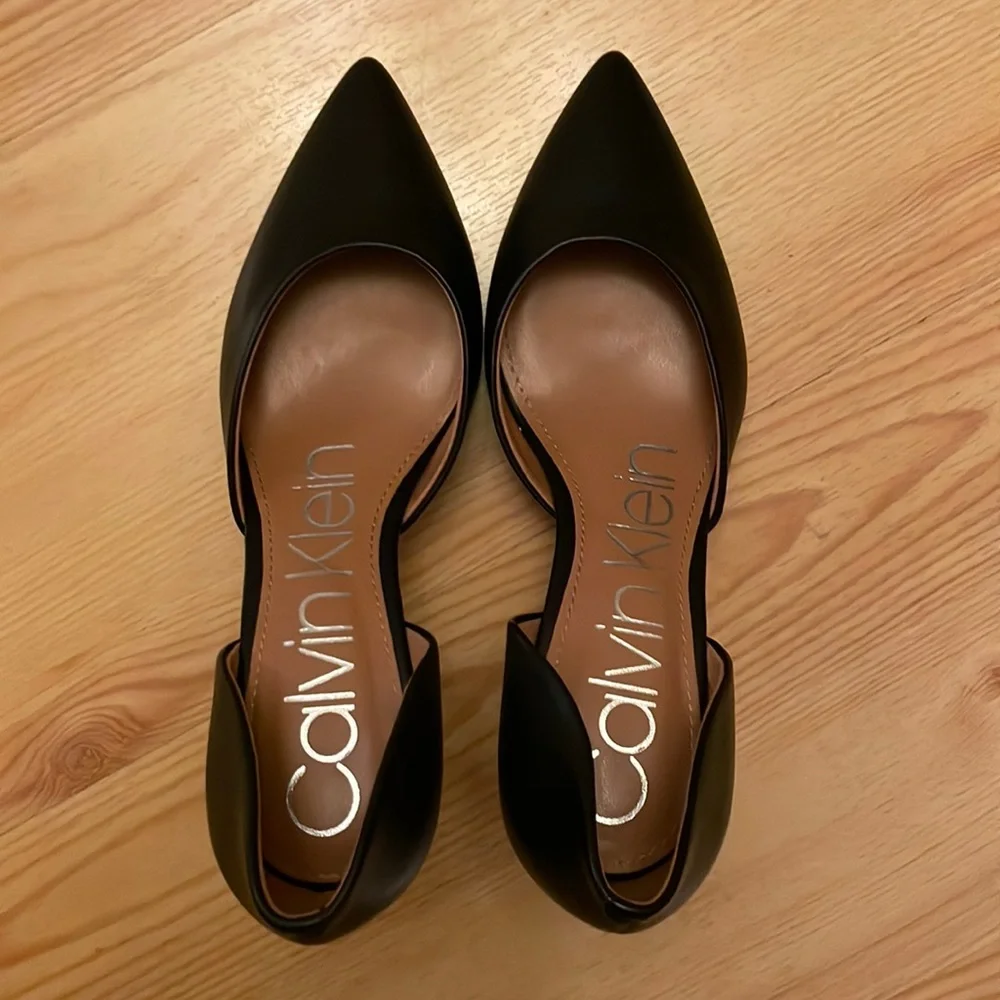 Calvin Klein Gloria D'orsay Heels - Picture 5 of 8
